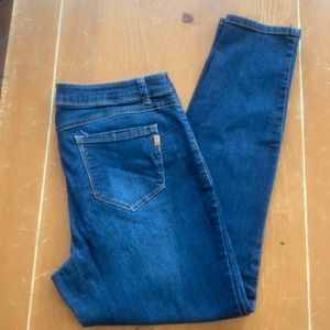 $10 sale - 1822 Denim Cropped size 12